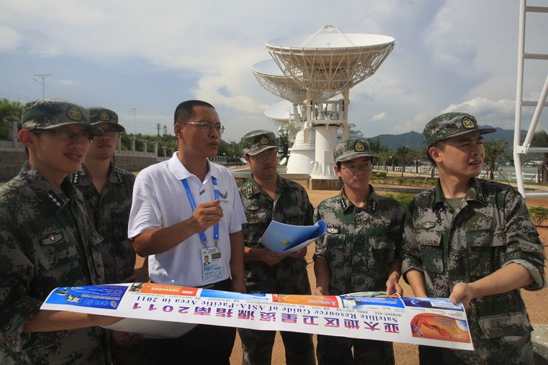 (二等奖)谆谆教导-国家无线电监测中心深圳站